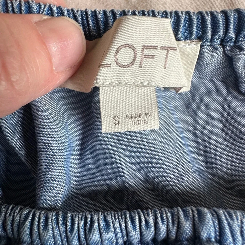Loft Women's Blue Lyocell Chambray Puff Sleeve Scoop Neck Blouse Top Size S NWOT